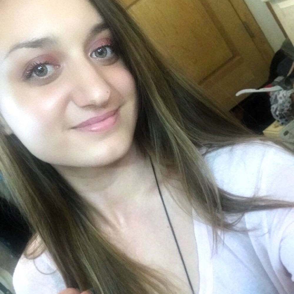 Meet your Posher, Lizz